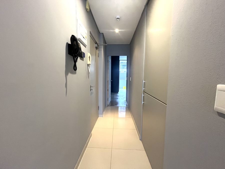 1 Bedroom Property for Sale in Beachfront Western Cape